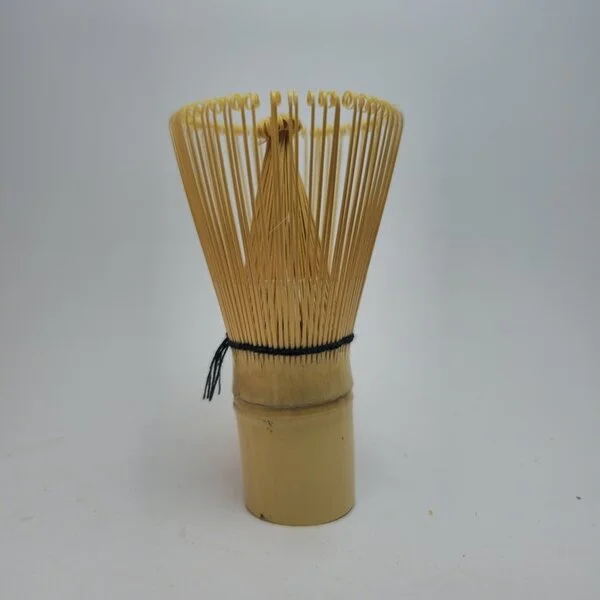 Fouet à Matcha (خلاط الماتشا)